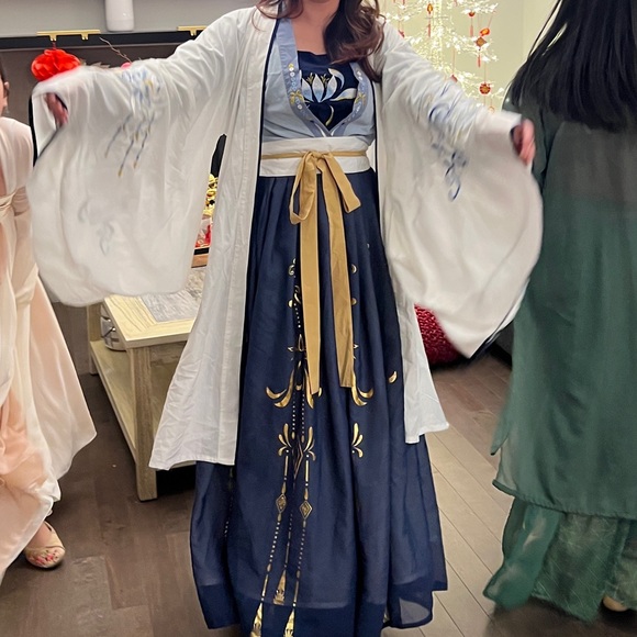 Chinese traditional hanfu dress - Picture 10 of 10